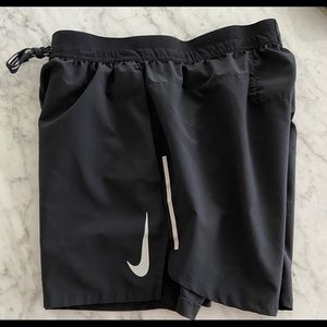 Nike Flexstride 2in1 shorts